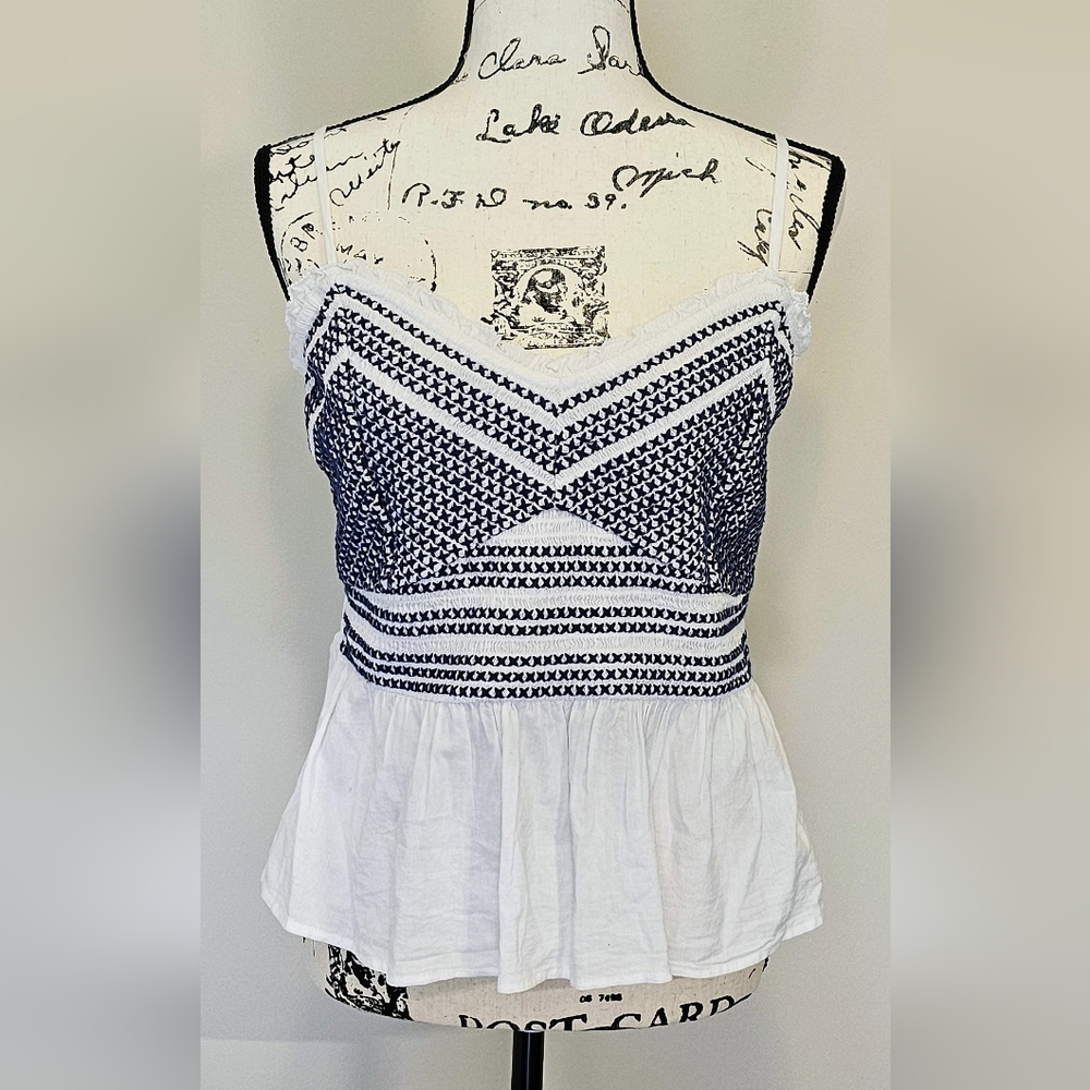 Old Navy embroidered Smocked Cami Blouse - size L
